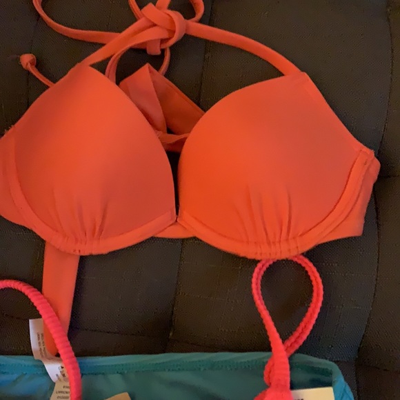 Aero swim tops size XS two top.s - Picture 4 of 5